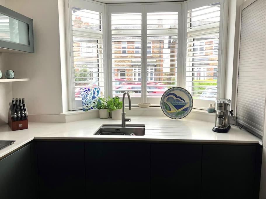 Our Beautifully Renovated Home Chichester Dış mekan fotoğraf