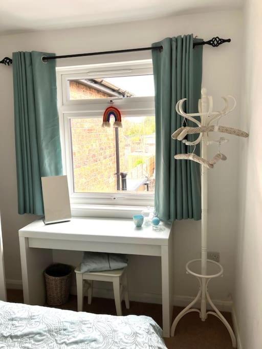 Our Beautifully Renovated Home Chichester Dış mekan fotoğraf