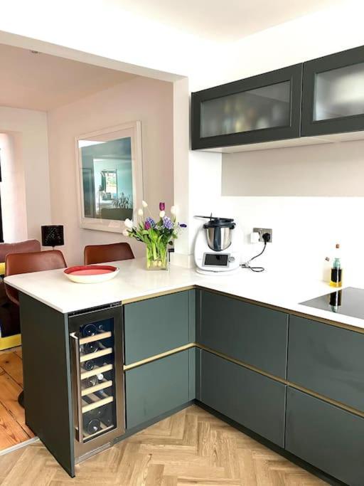 Our Beautifully Renovated Home Chichester Dış mekan fotoğraf